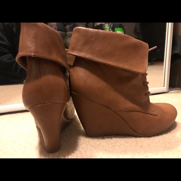 Nine West Ankle Booties size 6 - Picture 2 of 3